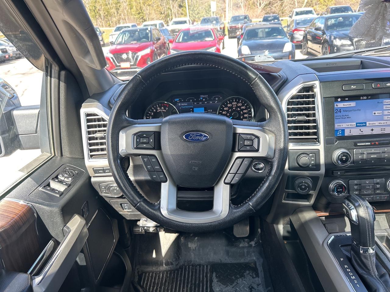 2016 Ford F-150 LARIAT, CLEAN CARFAX, HEATED/ COOLED LEATHER SEATS Photo