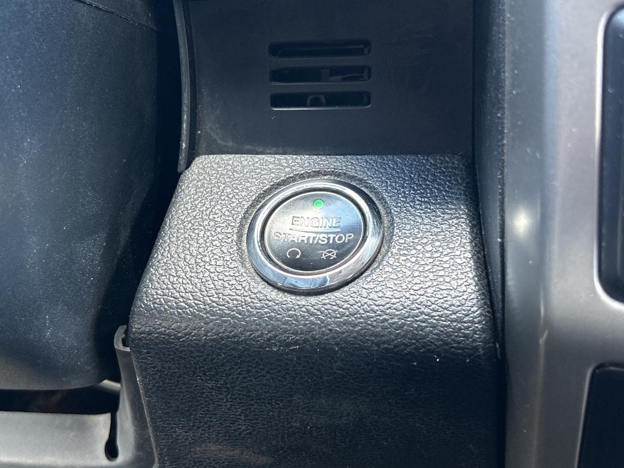 2016 Ford F-150 LARIAT, CLEAN CARFAX, HEATED/ COOLED LEATHER SEATS Photo