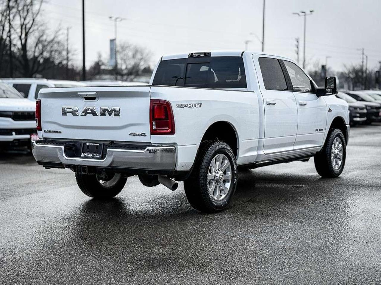 2025 RAM 3500 Laramie   CREW   LEVEL 2 PLUS   SPORT APPEARANCE PKG   SUNROOF   5TH WHEEL PREP Photo4