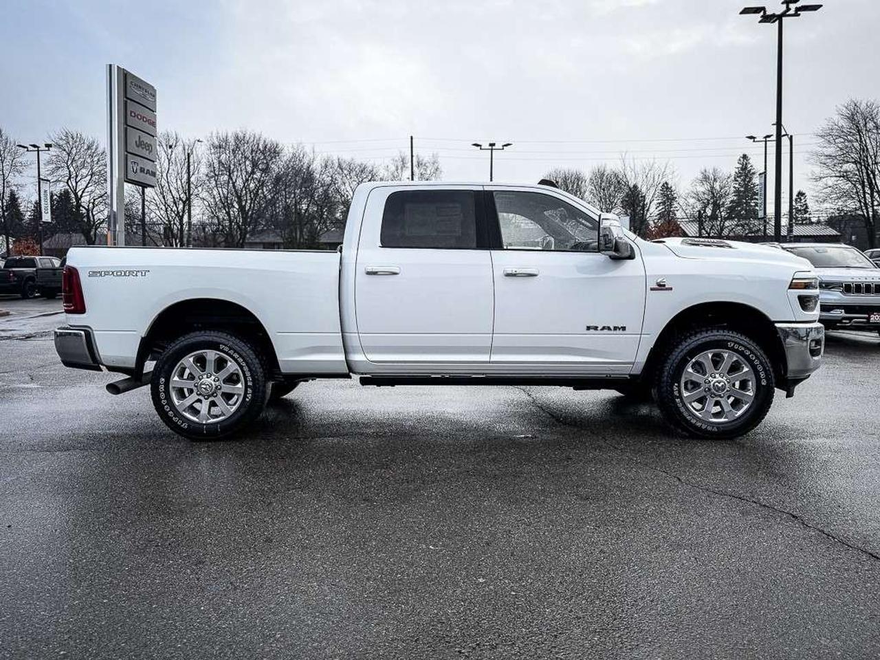 2025 RAM 3500 Laramie   CREW   LEVEL 2 PLUS   SPORT APPEARANCE PKG   SUNROOF   5TH WHEEL PREP Photo