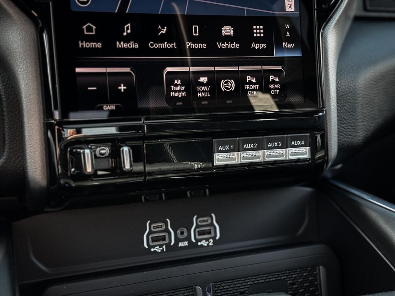 2025 RAM 2500 Laramie   CREW   LEVEL 2 PLUS   TOWING TECH PKG Photo