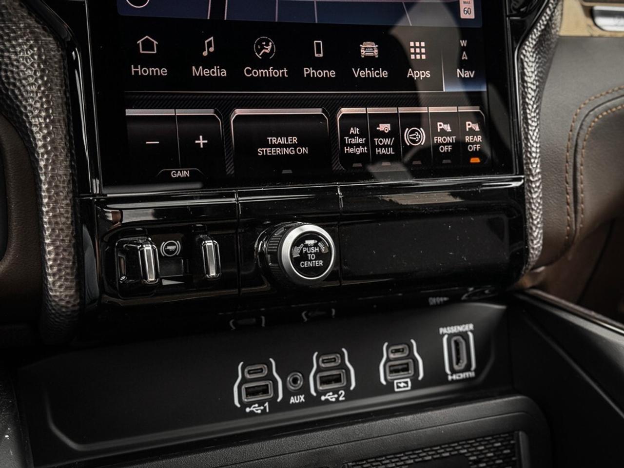 2025 RAM 2500 Limited   CREW   LONGHORN   LEVEL 1   TOW TECH PLU Photo