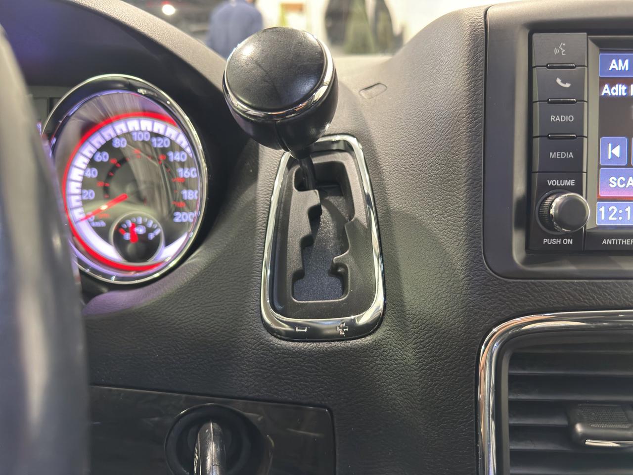 2020 Dodge Grand Caravan Crew | Reverse Cam | Heated Seats Photo