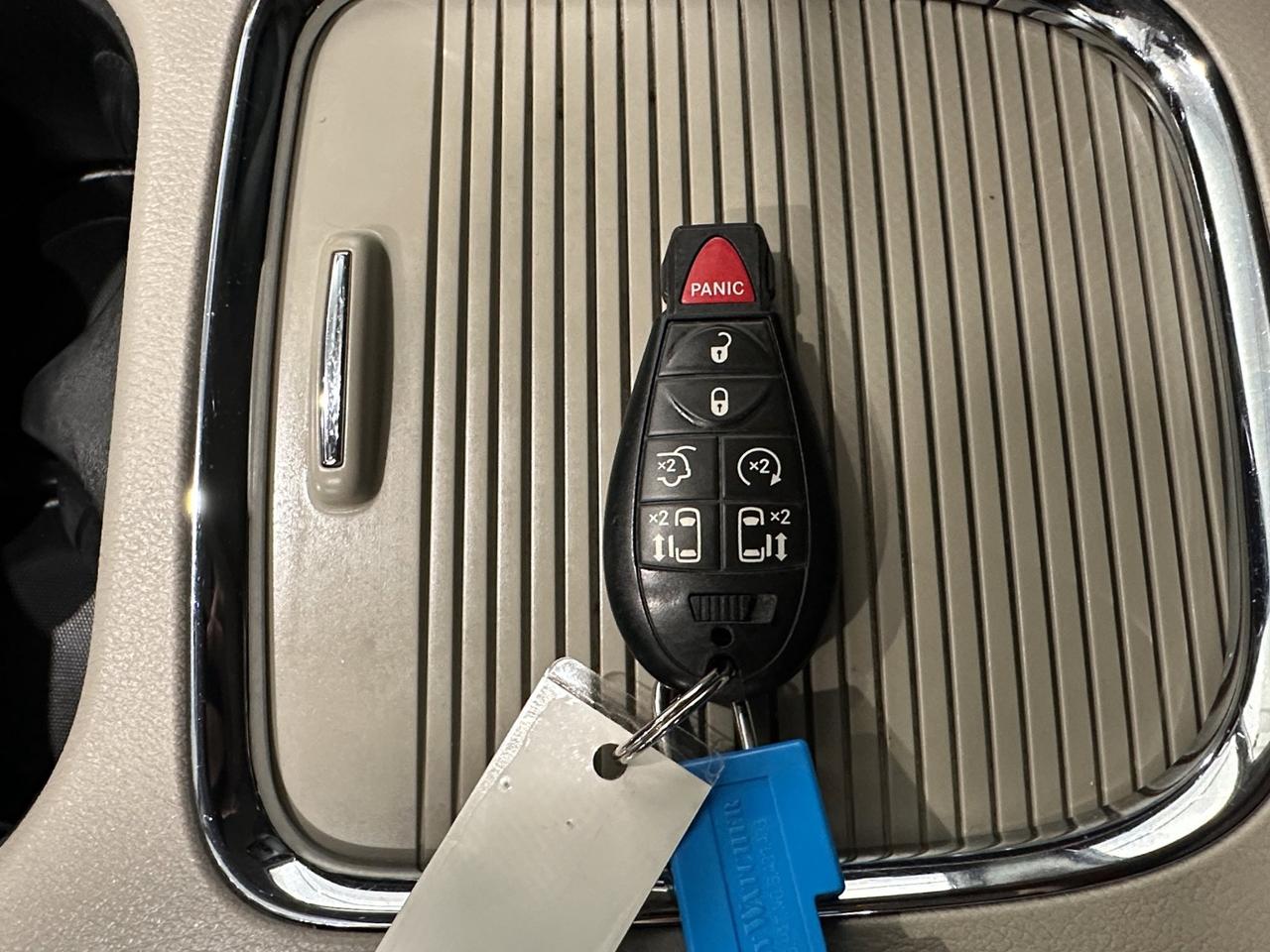 2020 Dodge Grand Caravan Crew | Reverse Cam | Heated Seats Photo