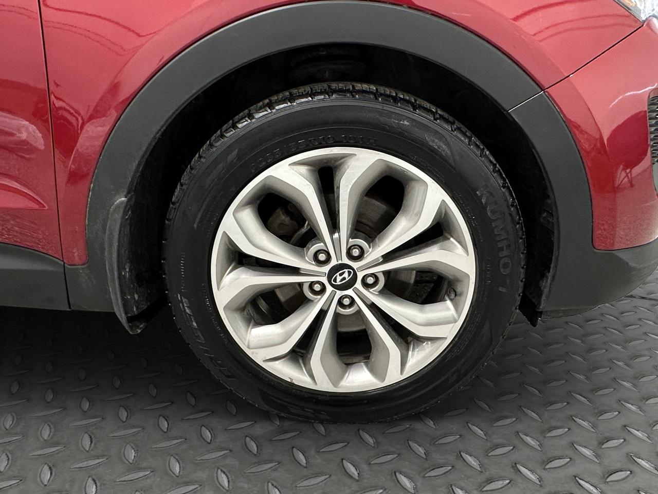 2015 Hyundai Santa Fe Sport Limited | Heated Seats | Reverse Cam Photo