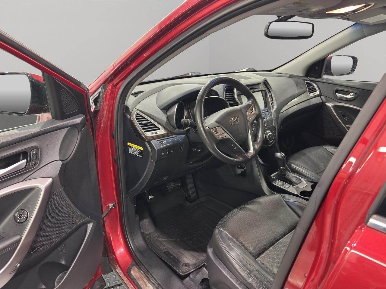 2015 Hyundai Santa Fe Sport Limited | Heated Seats | Reverse Cam Photo