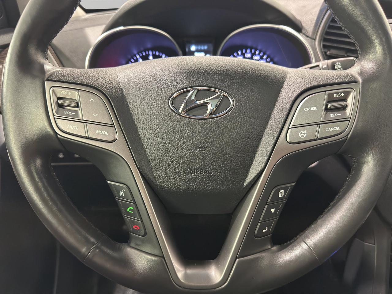 2015 Hyundai Santa Fe Sport Limited | Heated Seats | Reverse Cam Photo