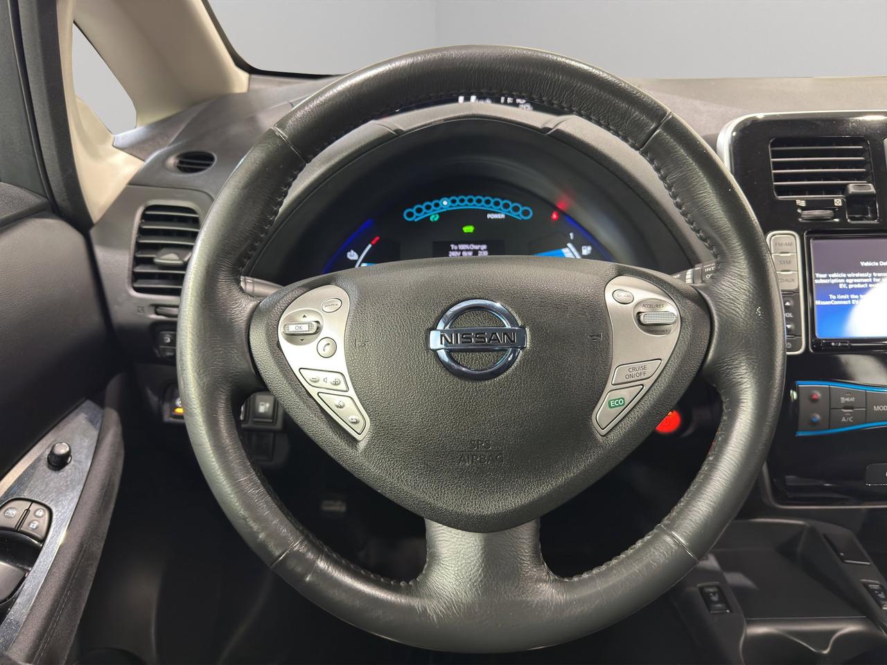 2017 Nissan Leaf SL | Reverse Cam | Heated Seats Photo