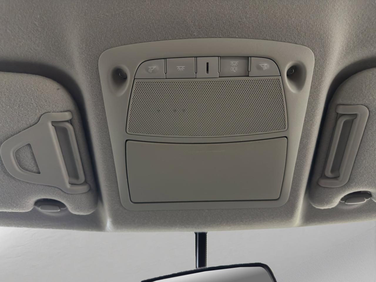 2017 Nissan Leaf SL | Reverse Cam | Heated Seats Photo