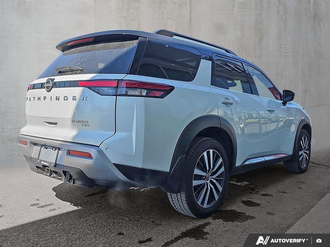 2022 Nissan Pathfinder Platinum | Wireless Apple Car Play | 3 Row Seating | Photo