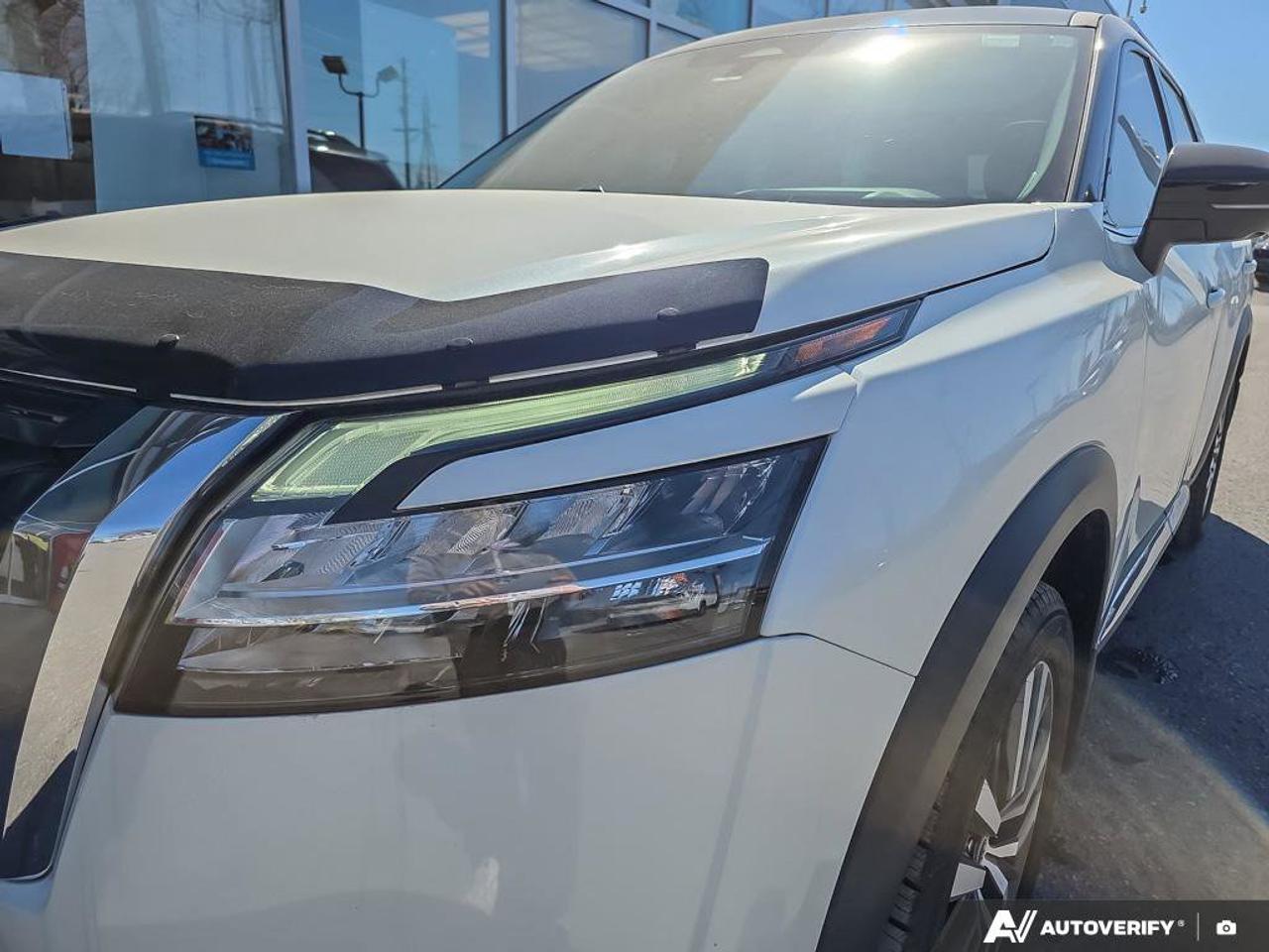 2022 Nissan Pathfinder Platinum | Wireless Apple Car Play | 3 Row Seating | Photo