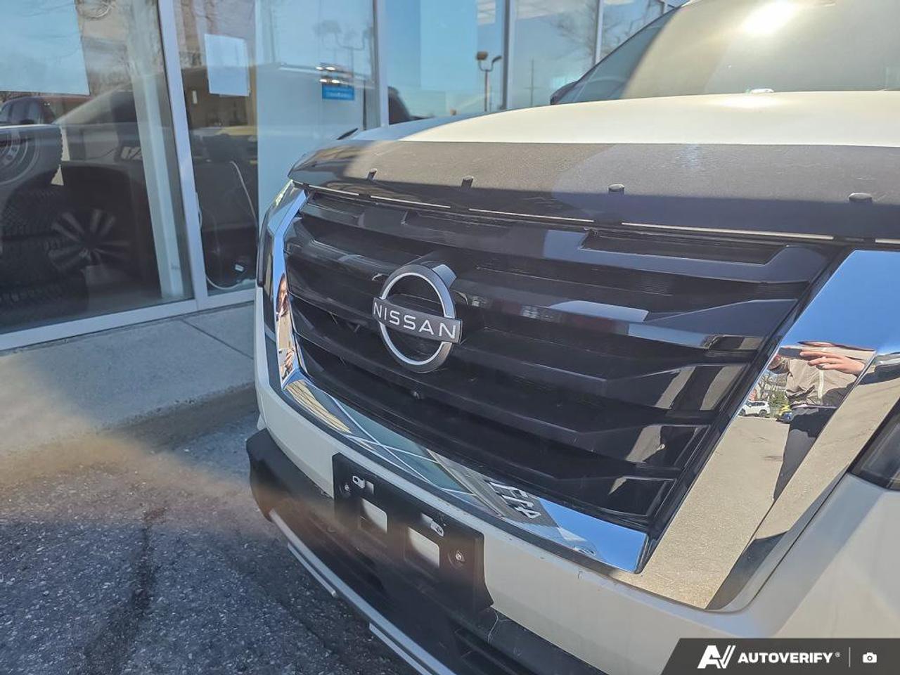 2022 Nissan Pathfinder Platinum | Wireless Apple Car Play | 3 Row Seating | Photo