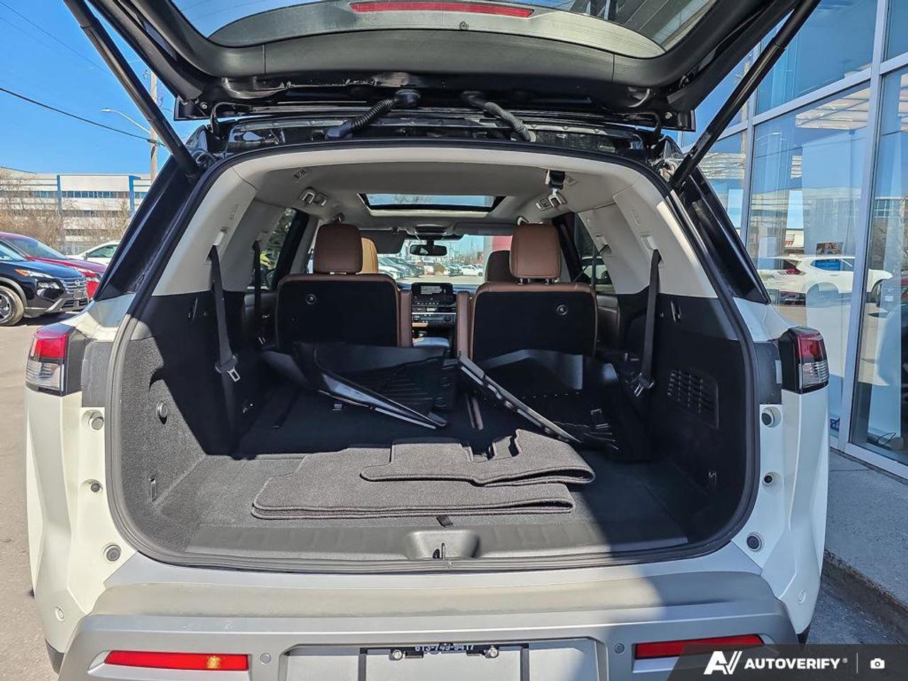 2022 Nissan Pathfinder Platinum | Wireless Apple Car Play | 3 Row Seating | Photo