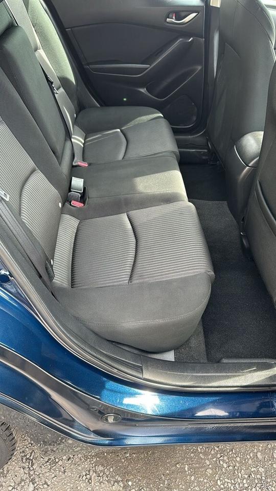 2014 Mazda MAZDA3 4dr Sedan  GS-SKY Photo