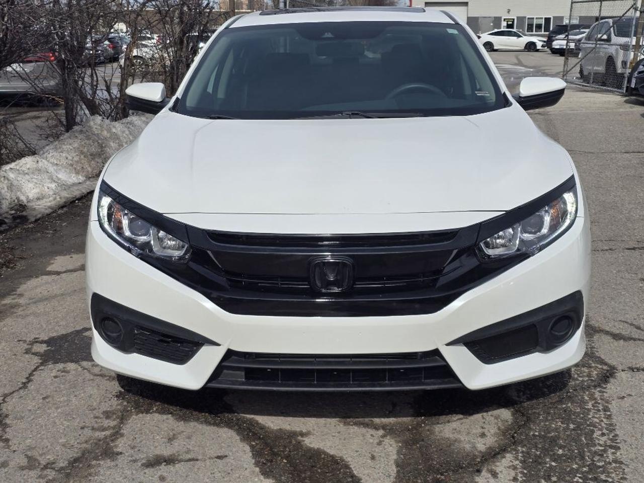 2017 Honda Civic Sedan 4dr CVT EX Photo