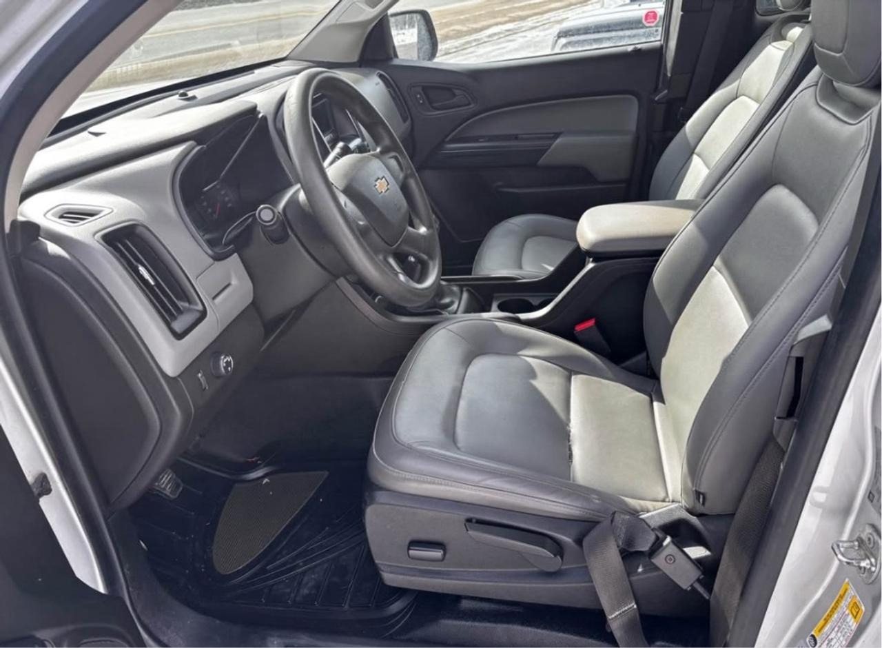 2015 Chevrolet Colorado 2WD WT - Manual Trans Photo4