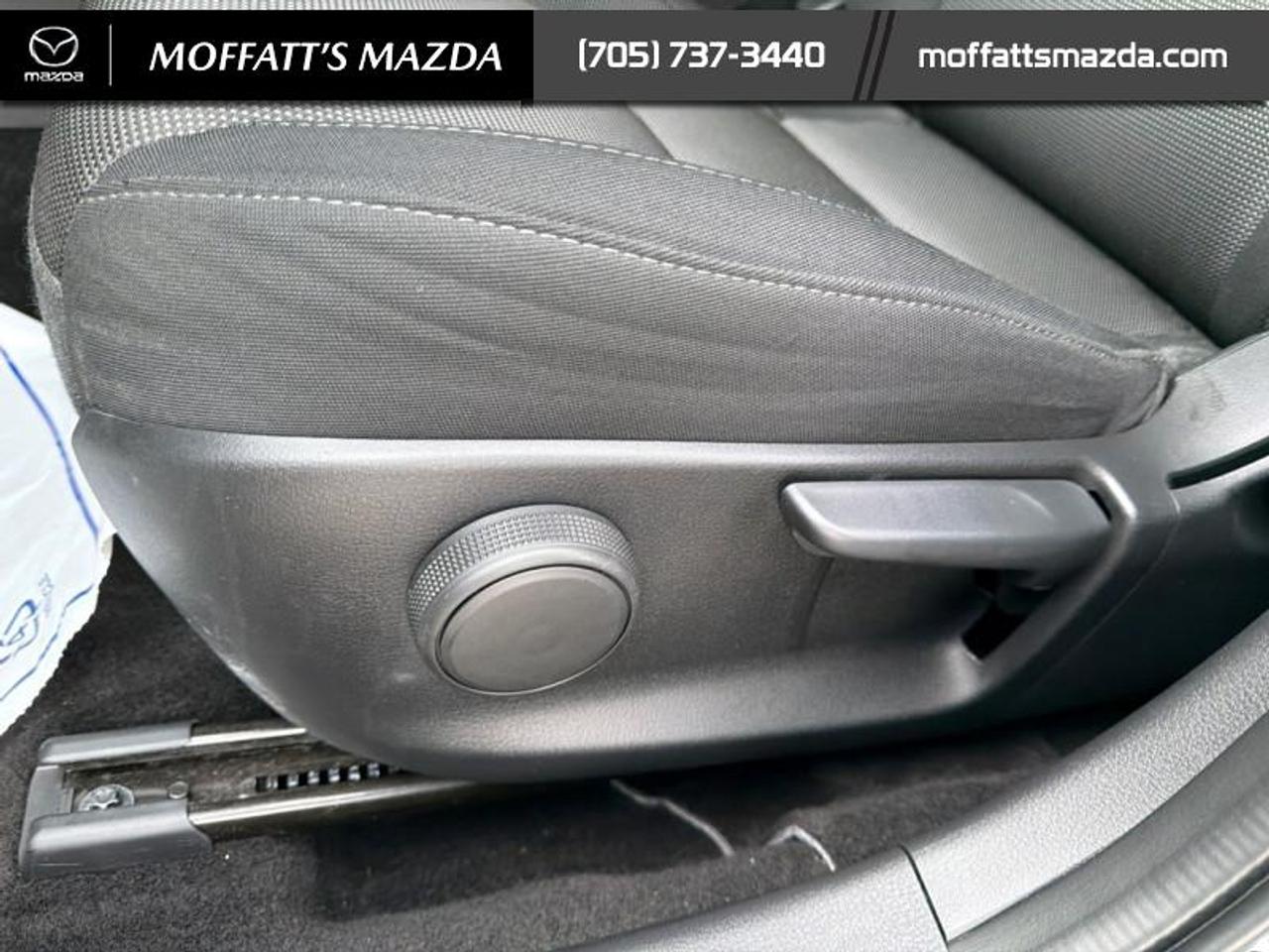 2024 Mazda CX-30 GS Photo