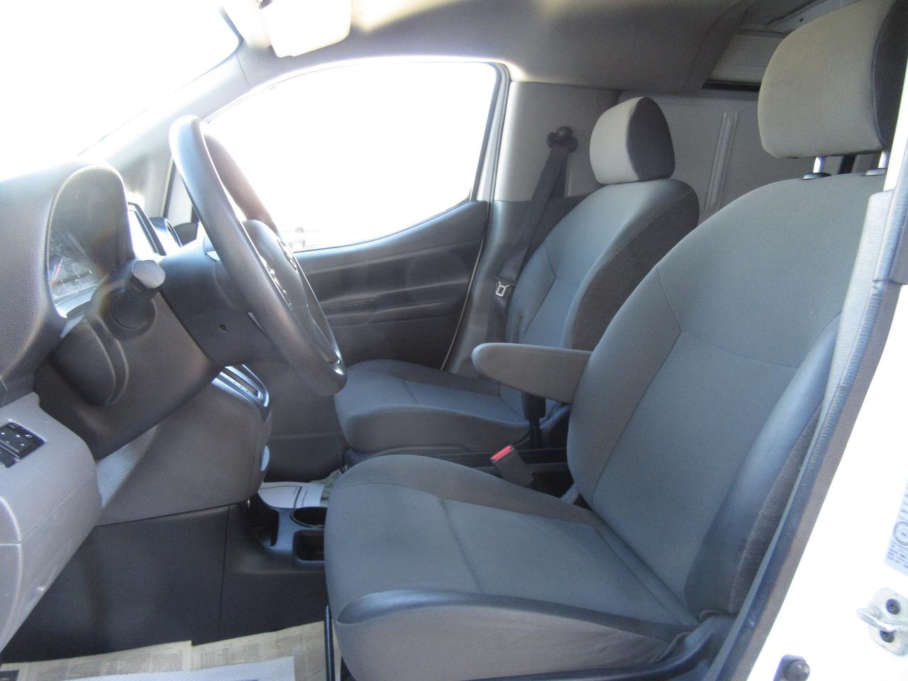 2021 Nissan NV200 Cargo Van Photo