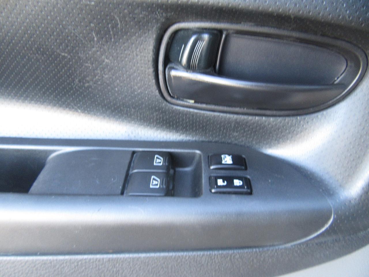 2021 Nissan NV200 Cargo Van Photo