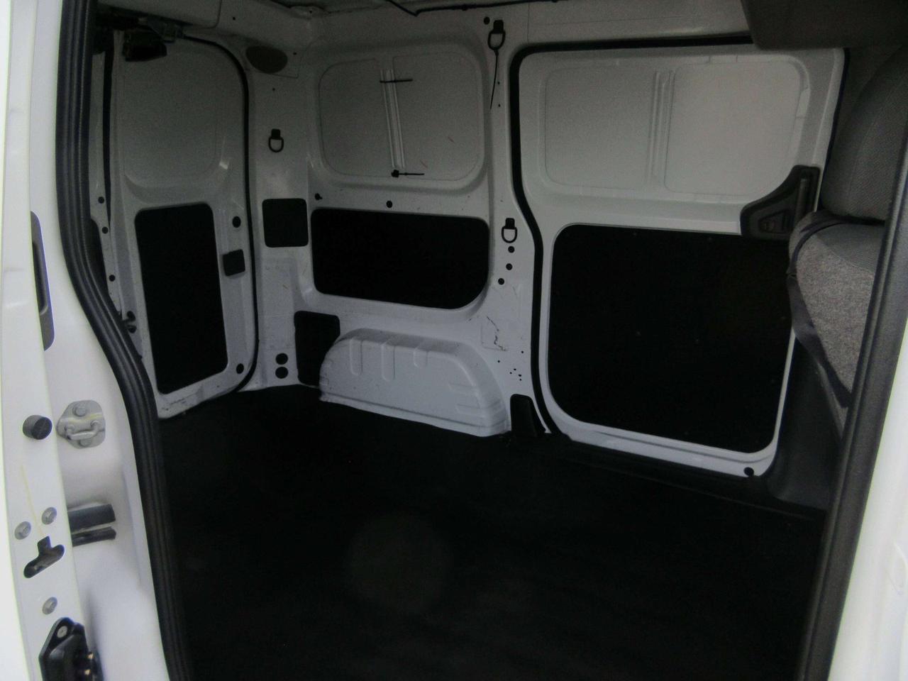 2021 Nissan NV200 Cargo Van Photo