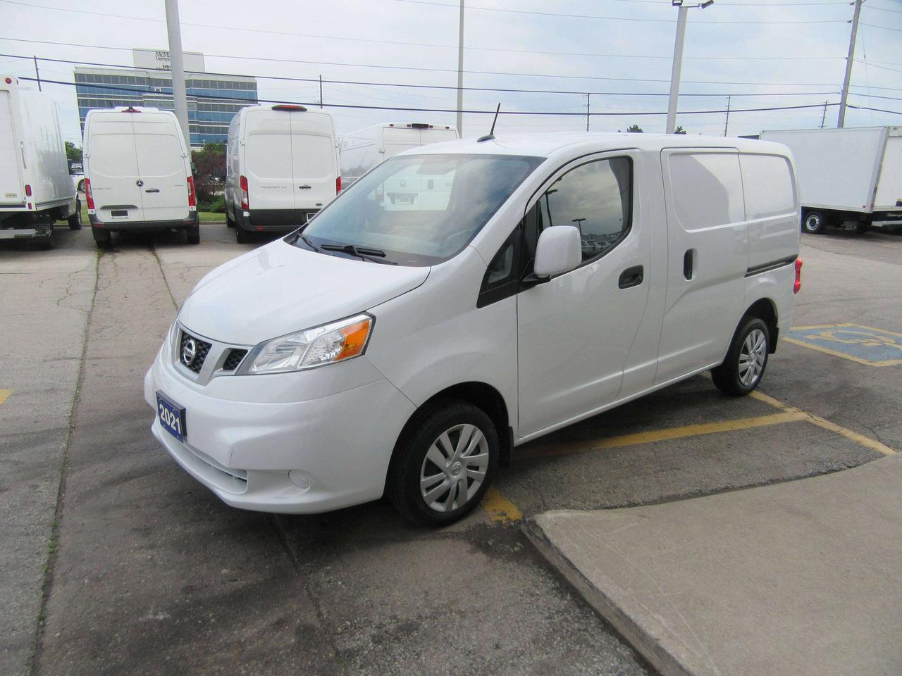 2021 Nissan NV200 Cargo Van Photo
