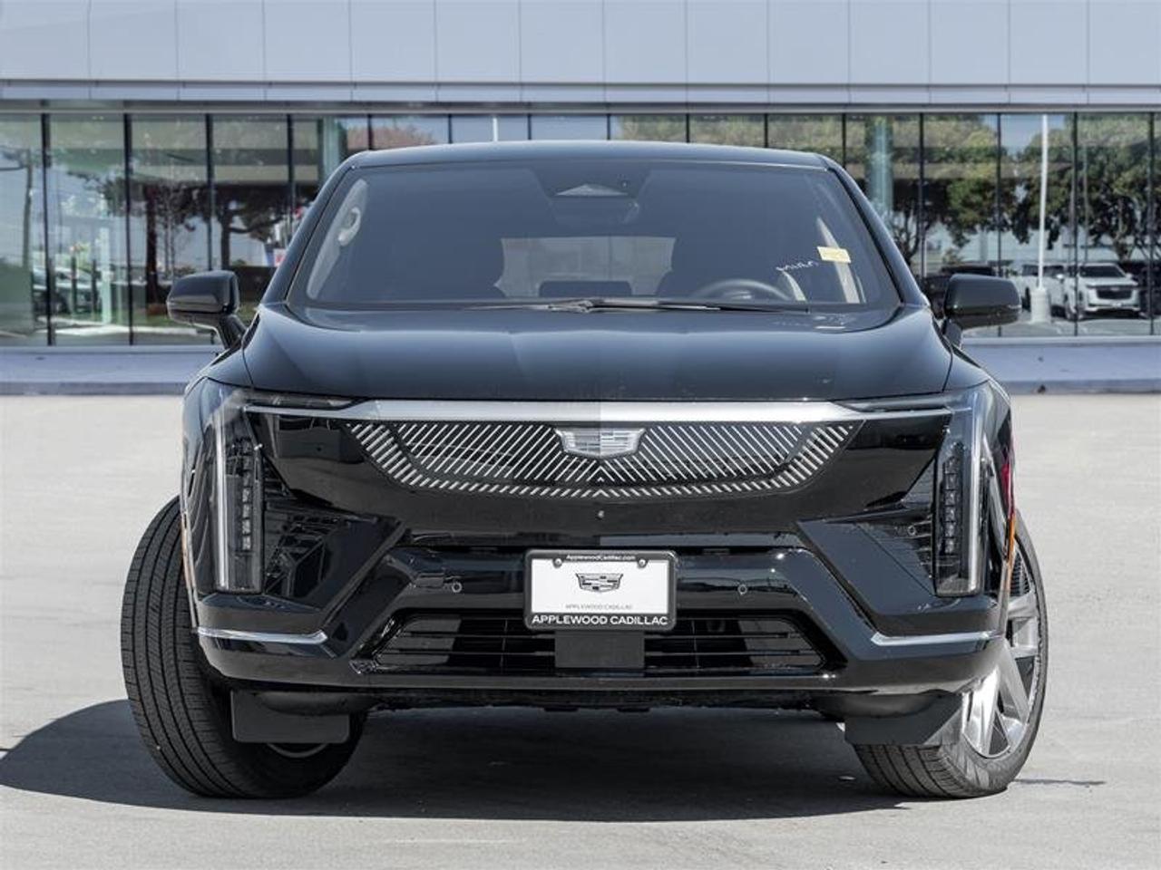 2026 Cadillac OPTIQ Luxury Photo