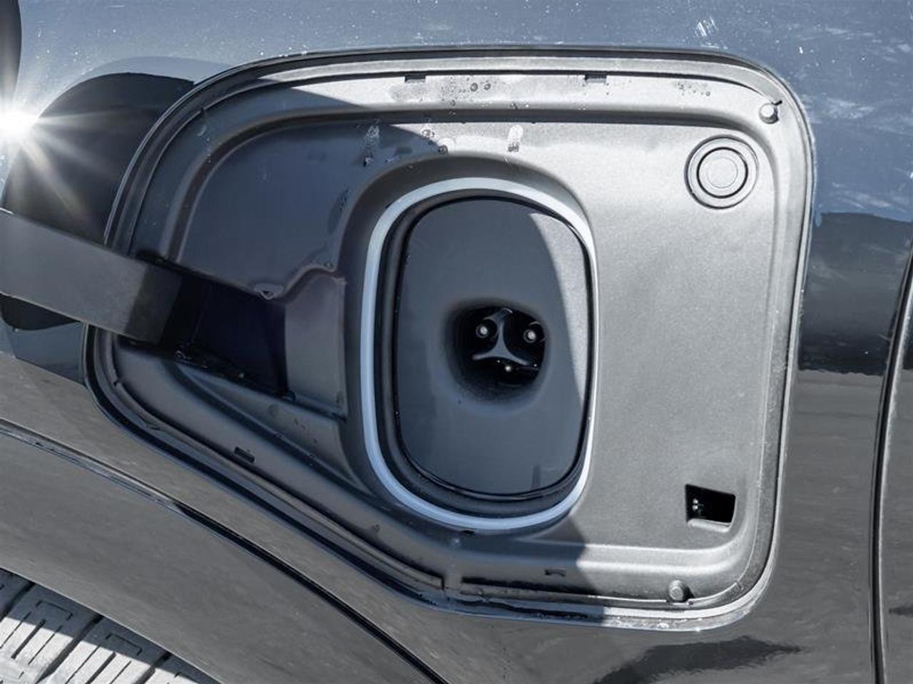 2026 Cadillac OPTIQ Luxury Photo