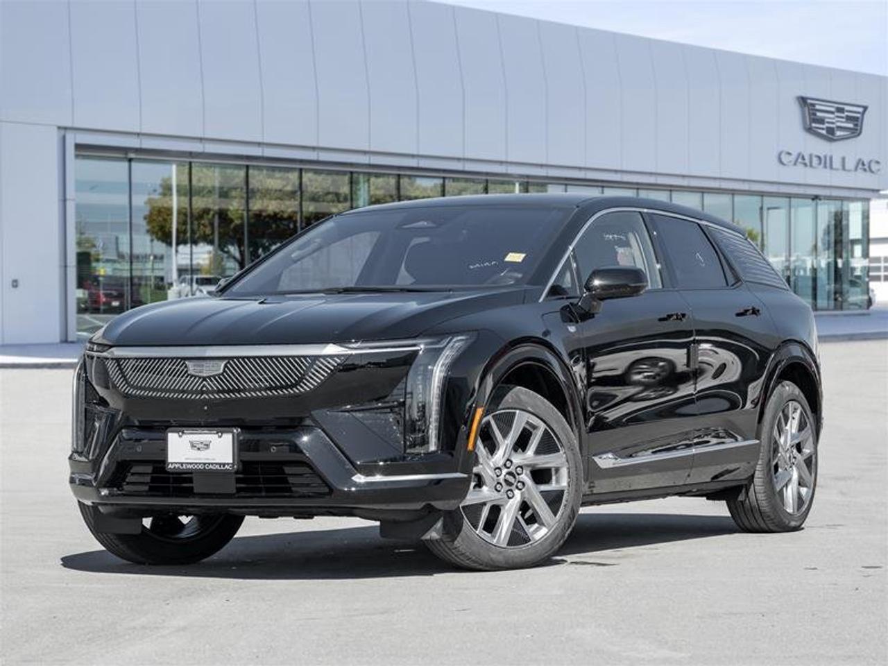 2026 Cadillac OPTIQ Luxury Photo0