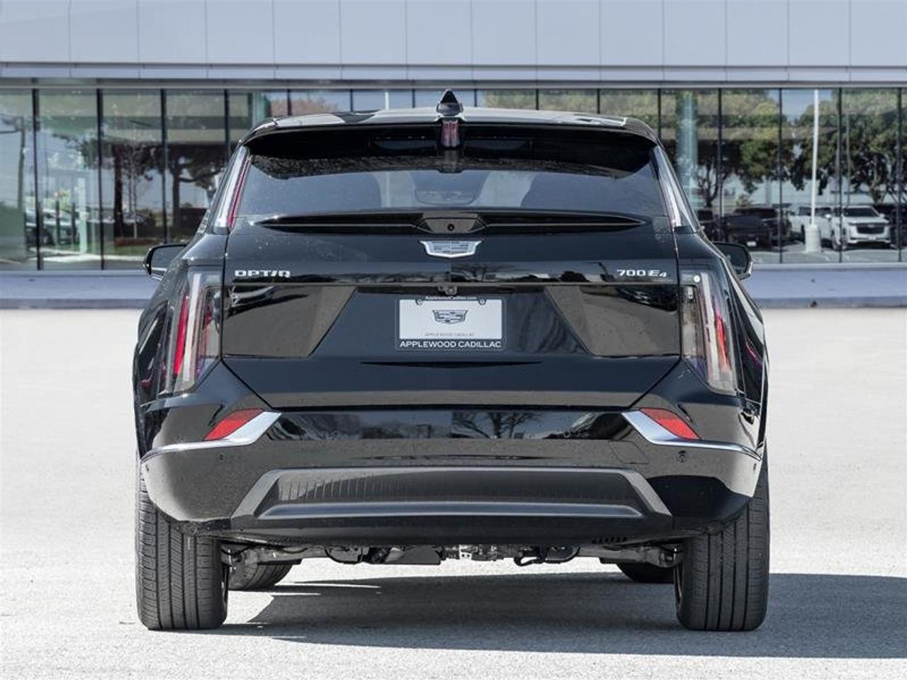 2026 Cadillac OPTIQ Luxury Photo
