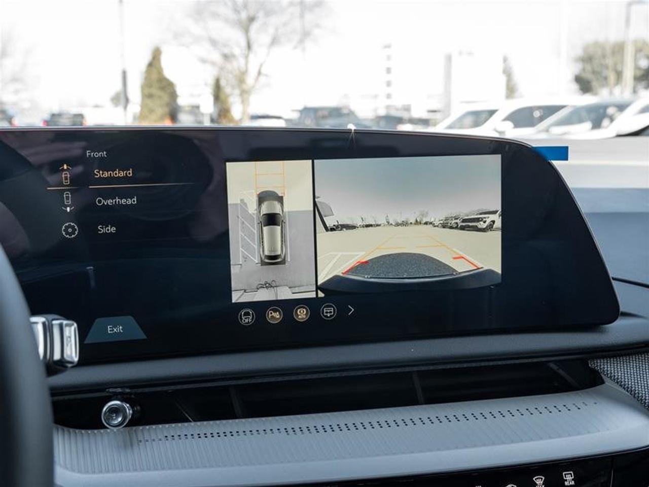 2026 Cadillac OPTIQ Luxury Photo