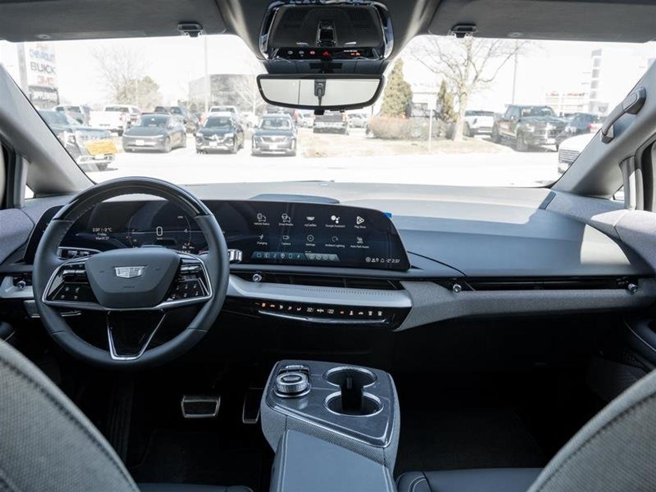 2026 Cadillac OPTIQ Luxury Photo