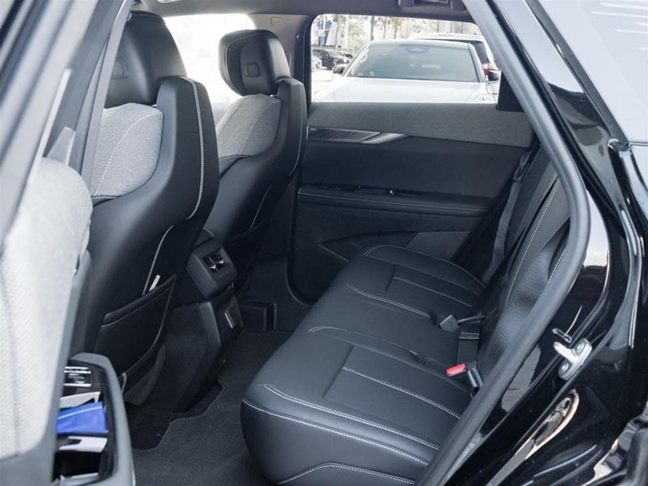 2026 Cadillac OPTIQ Luxury Photo
