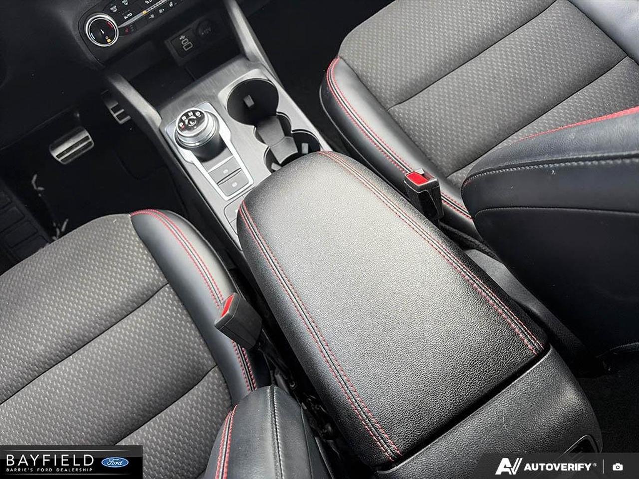 2024 Ford Escape ST-Line Photo