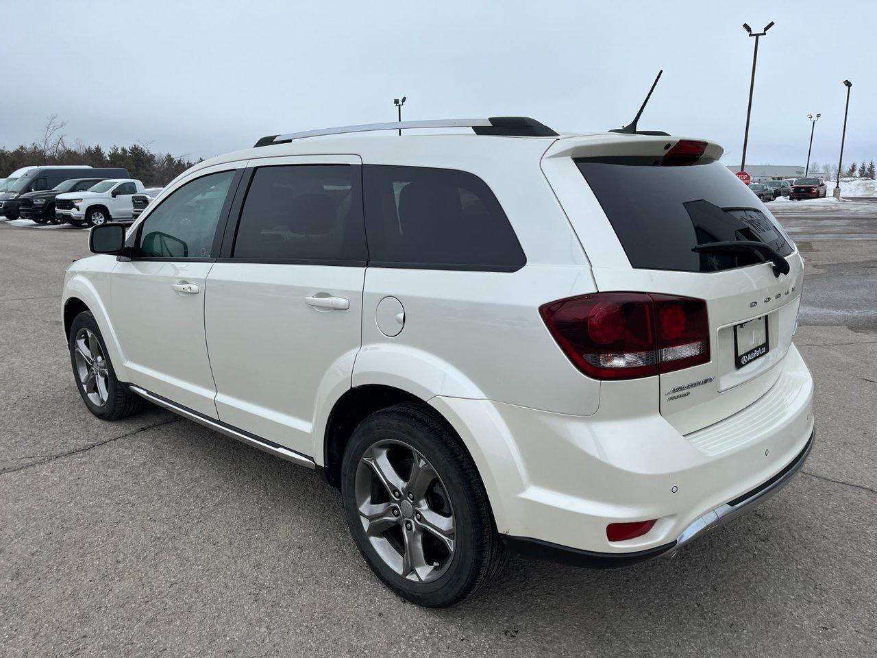 2017 Dodge Journey AWD 4DR CROSSROAD Photo