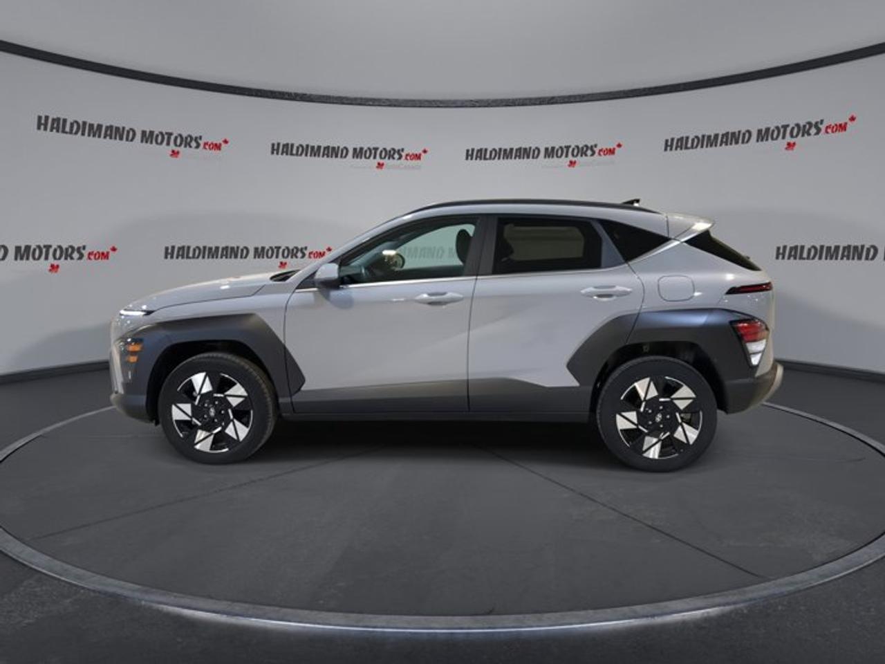 2025 Hyundai KONA Preferred AWD w/Trend Package | No accidents Photo4
