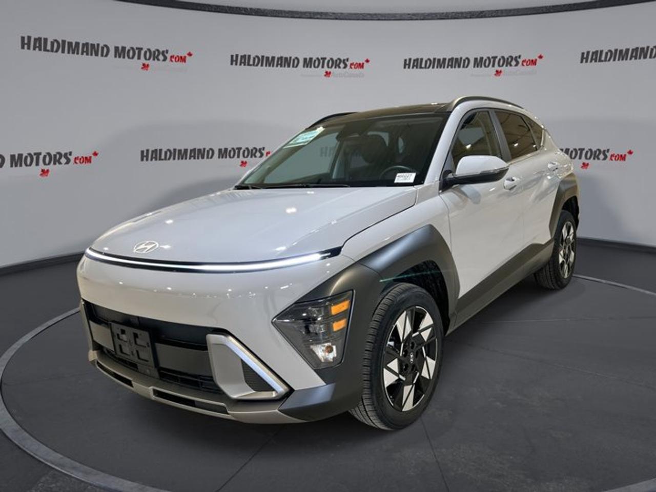 2025 Hyundai KONA Preferred AWD w/Trend Package | No accidents Photo0