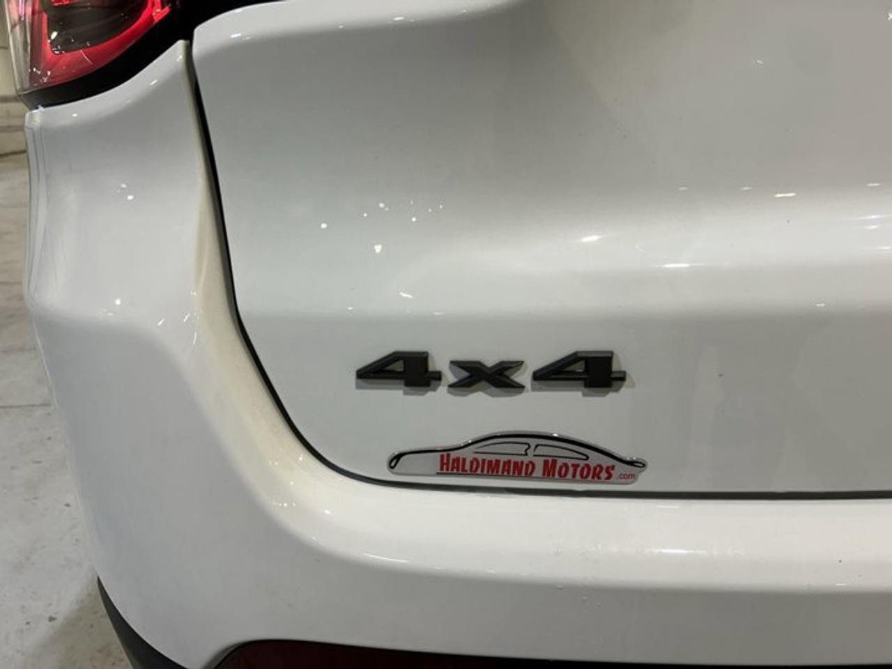13725173