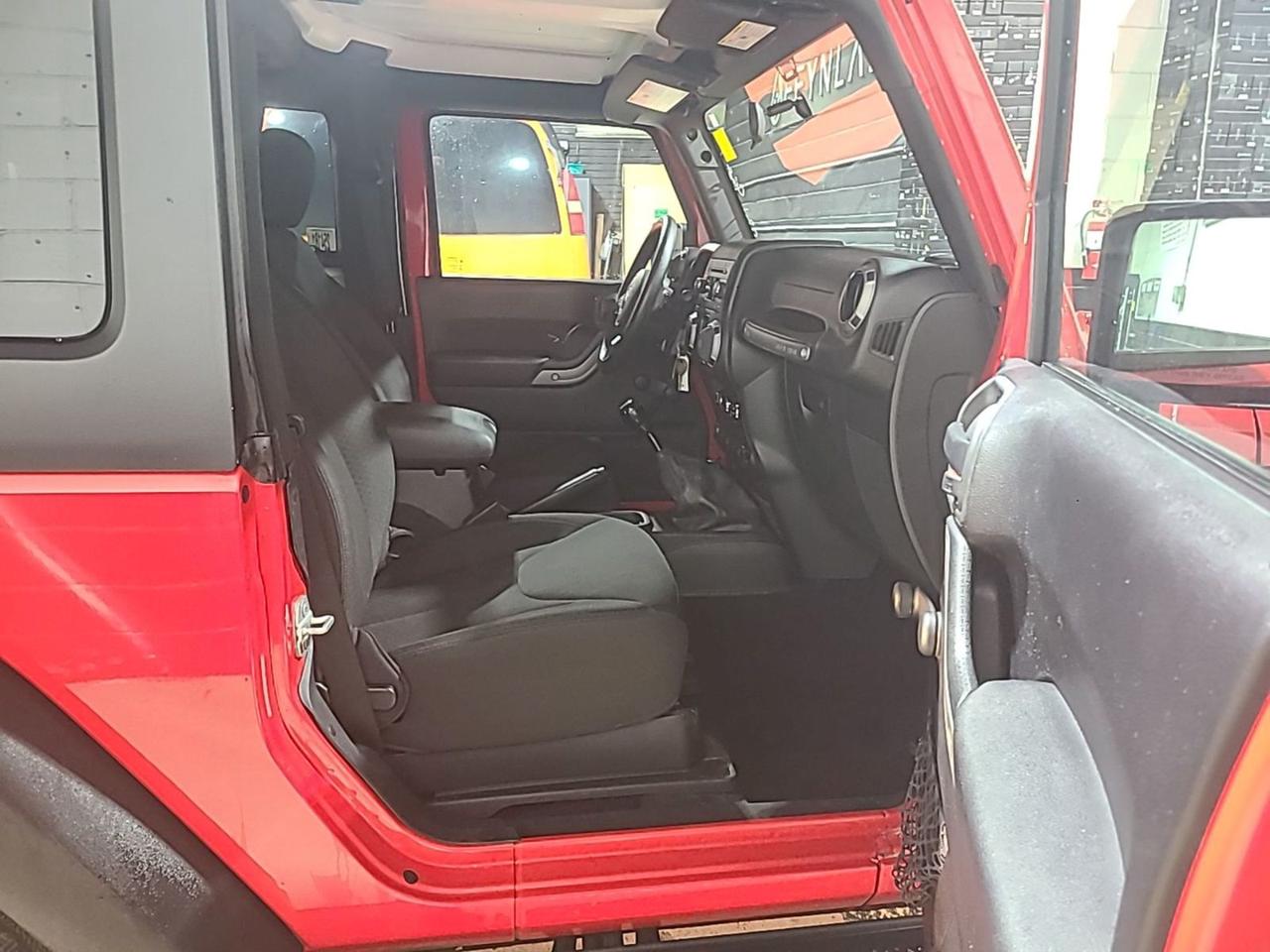 2015 Jeep Wrangler SPORT Photo