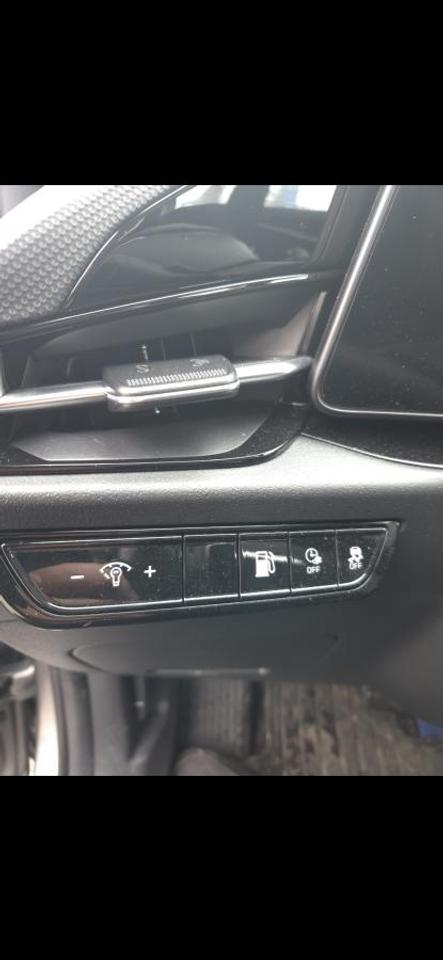 2024 Kia Niro PHEV EX Photo