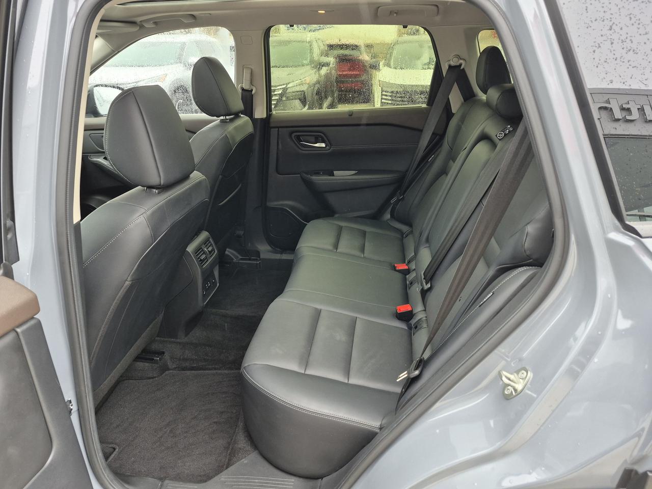 2023 Nissan Rogue SV MIDNIGHT LEATHER, POWER LIFTGATE Photo