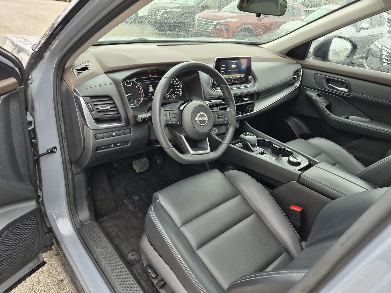 2023 Nissan Rogue SV MIDNIGHT LEATHER, POWER LIFTGATE Photo