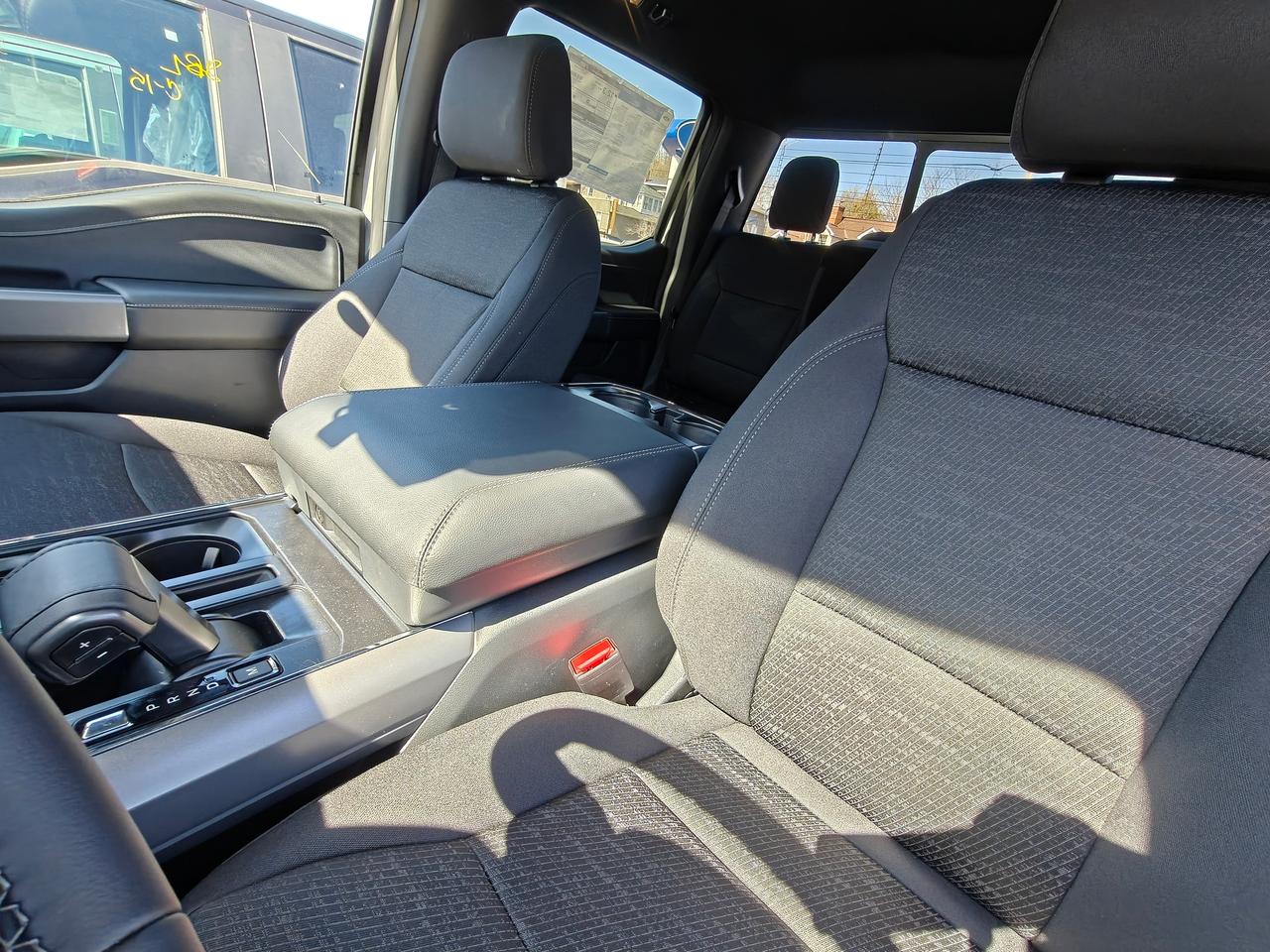 2026 Ford F-150 4X4 SUPERCREW XLT 3.5L 302A Photo