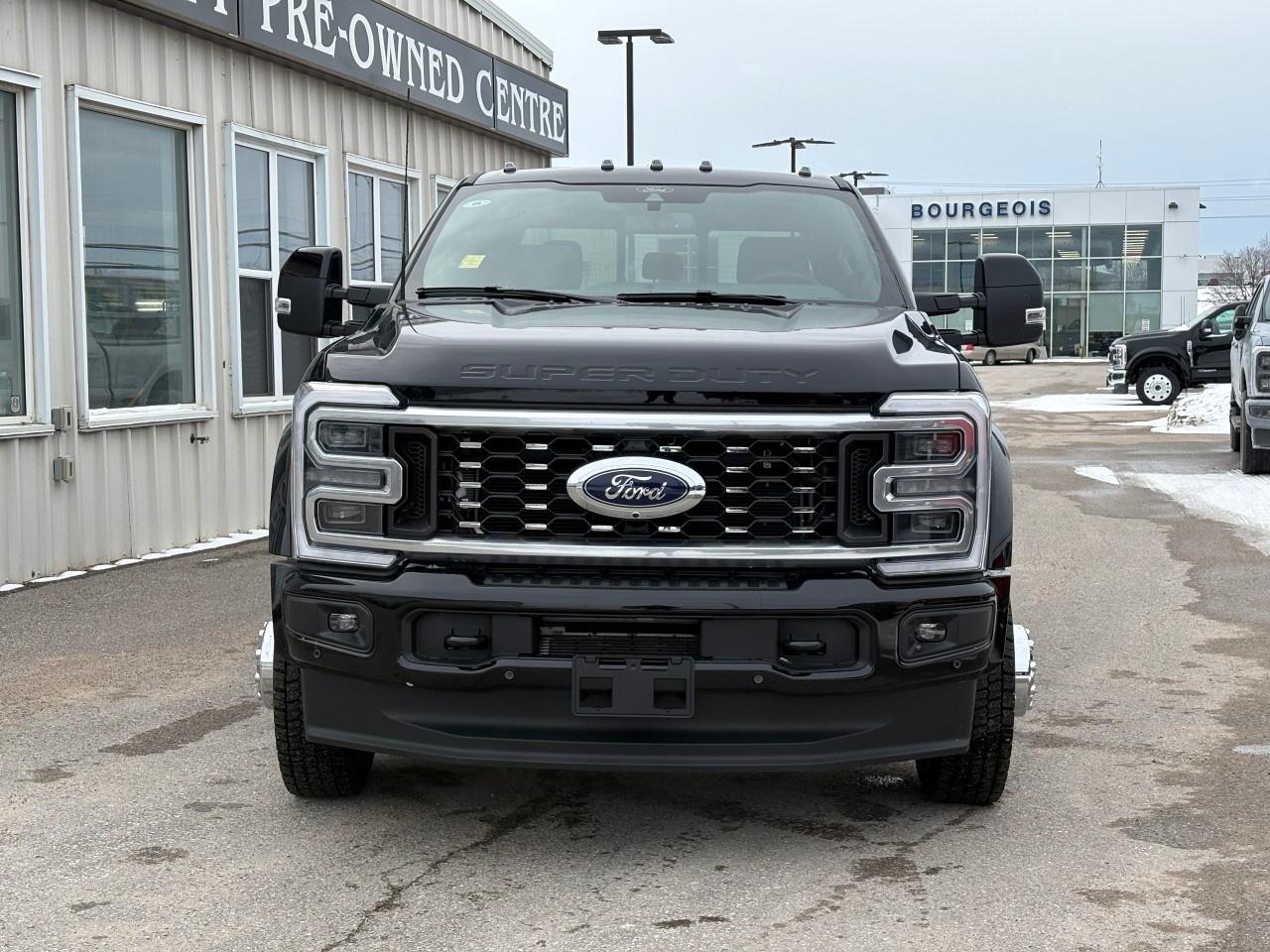 2026 Ford F-450 Super Duty DRW PLATINUM 4WD CREW CAB 8' BOX Photo