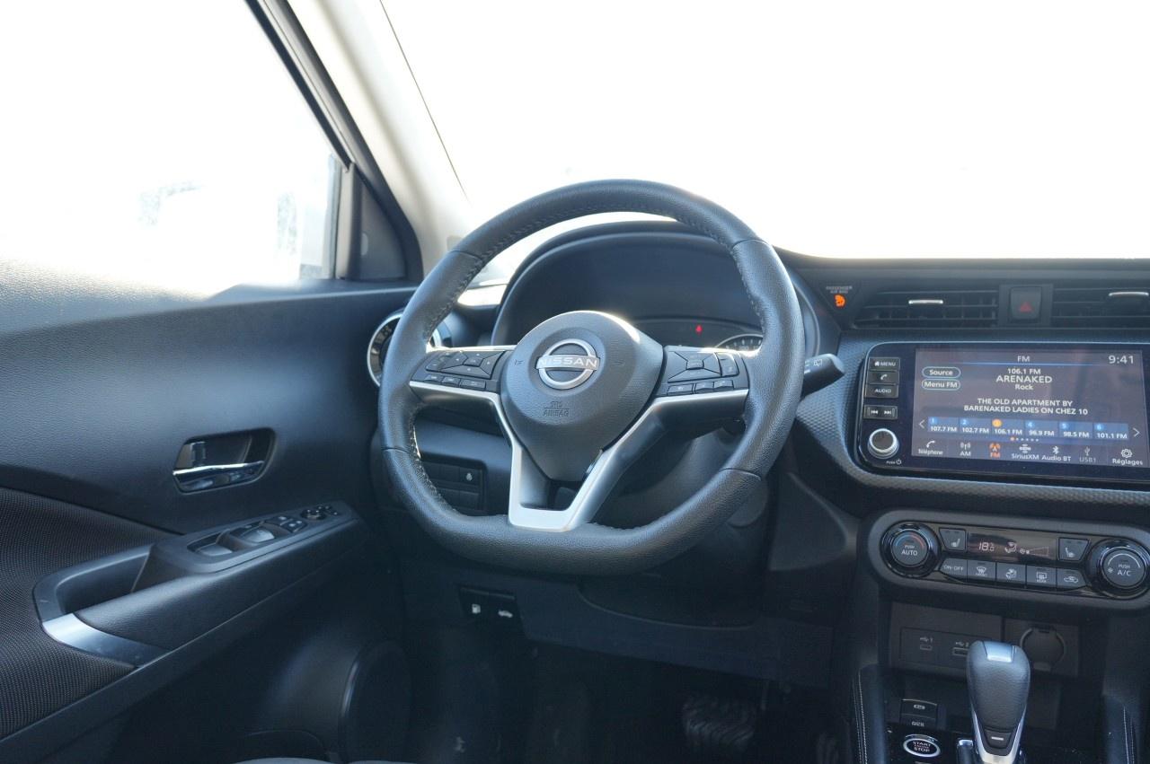 2022 Nissan Kicks SV FWD Photo