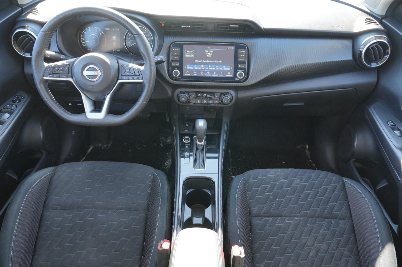 2022 Nissan Kicks SV FWD Photo