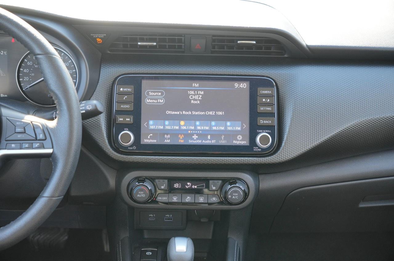2022 Nissan Kicks SV FWD Photo