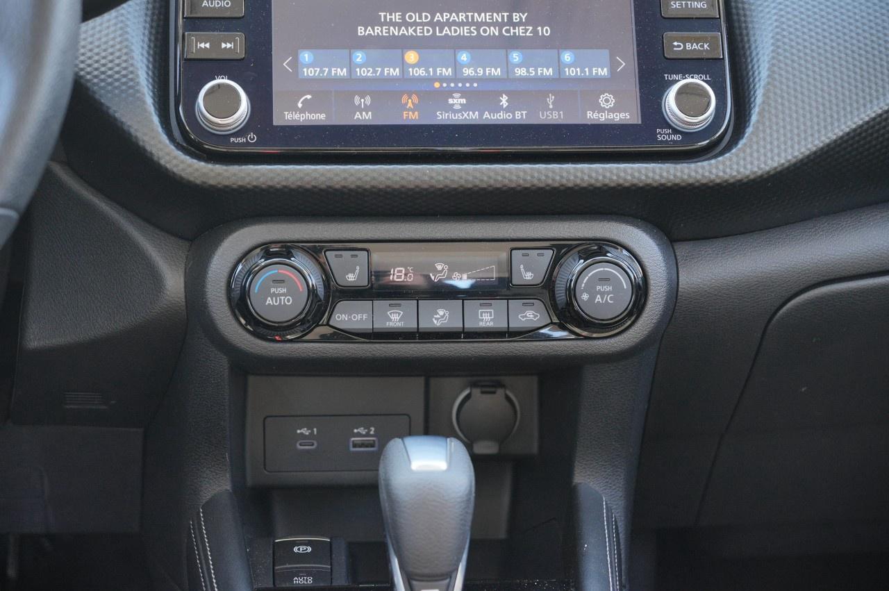 2022 Nissan Kicks SV FWD Photo