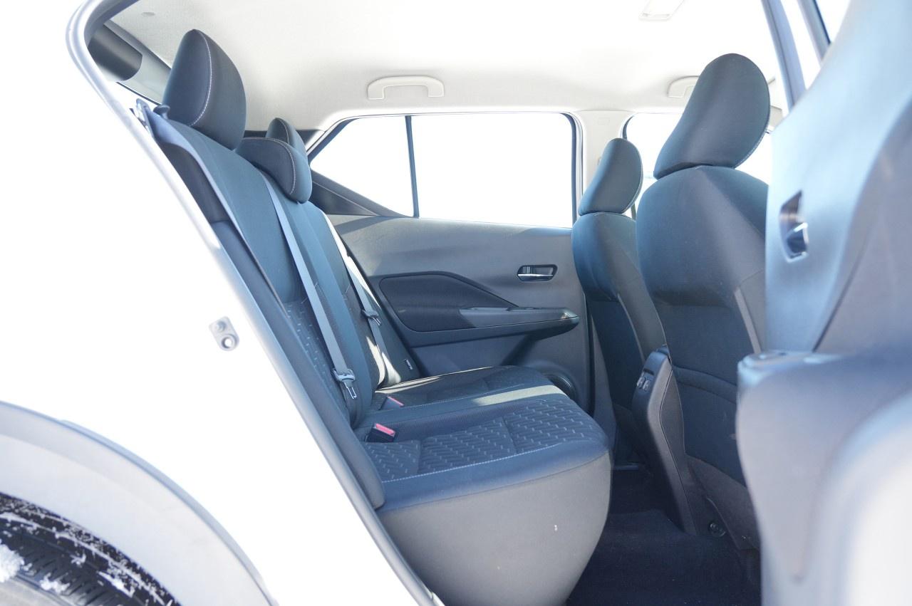 2022 Nissan Kicks SV FWD Photo