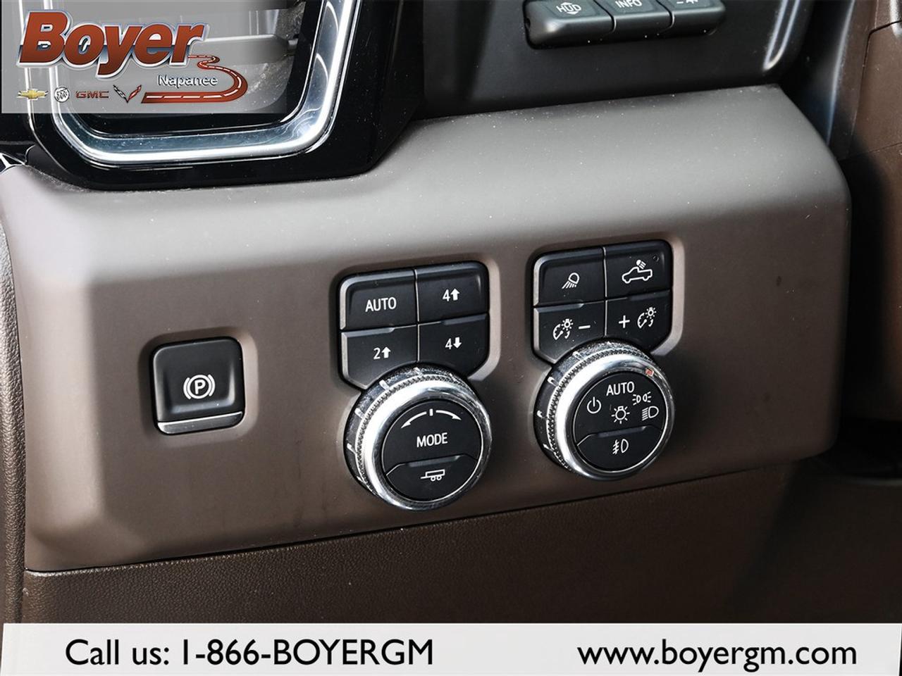 2025 GMC Sierra 1500 Crew Cab Short Box 4-Wheel Drive Denali Photo