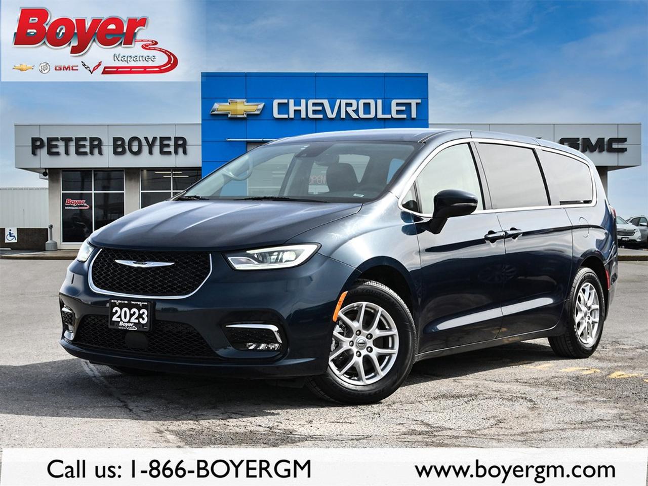 Used 2023 Chrysler Pacifica Touring L FWD for sale in Napanee, ON